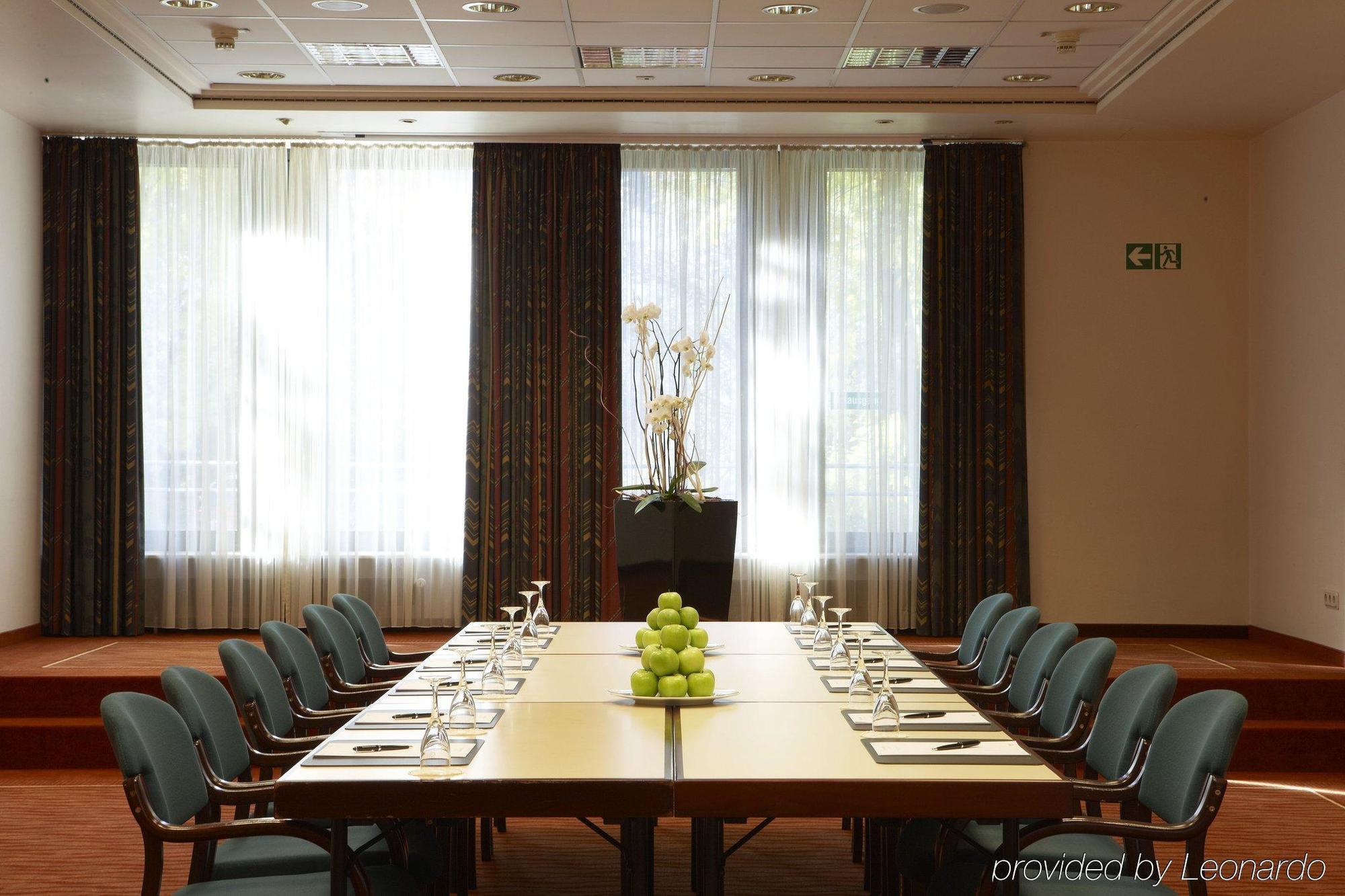 Hotel Steigenberger Dortmund Extérieur photo