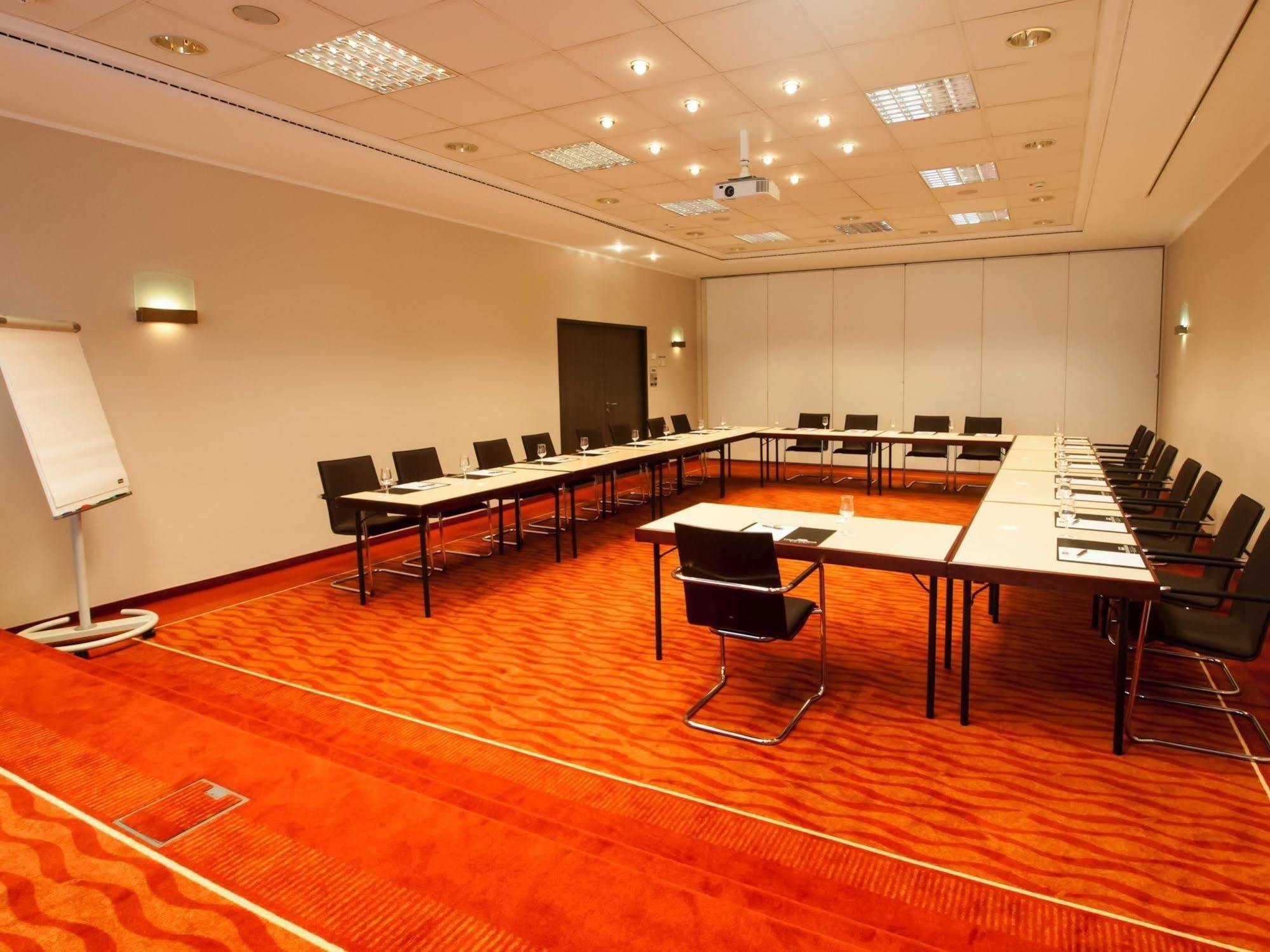 Hotel Steigenberger Dortmund Extérieur photo